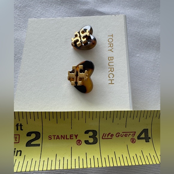 Tory Burch Logo Heart Stud Earrings, Tortoise and Yellow Gold Colors. New! - Picture 7 of 8